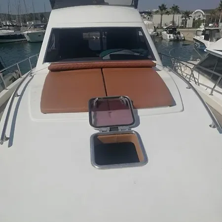 Daire Cansoy Yachting *